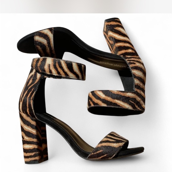 <Jeffrey Campbell> Ankle Strap Zebra Print Heeled Sandal Size 7 - Picture 3 of 8